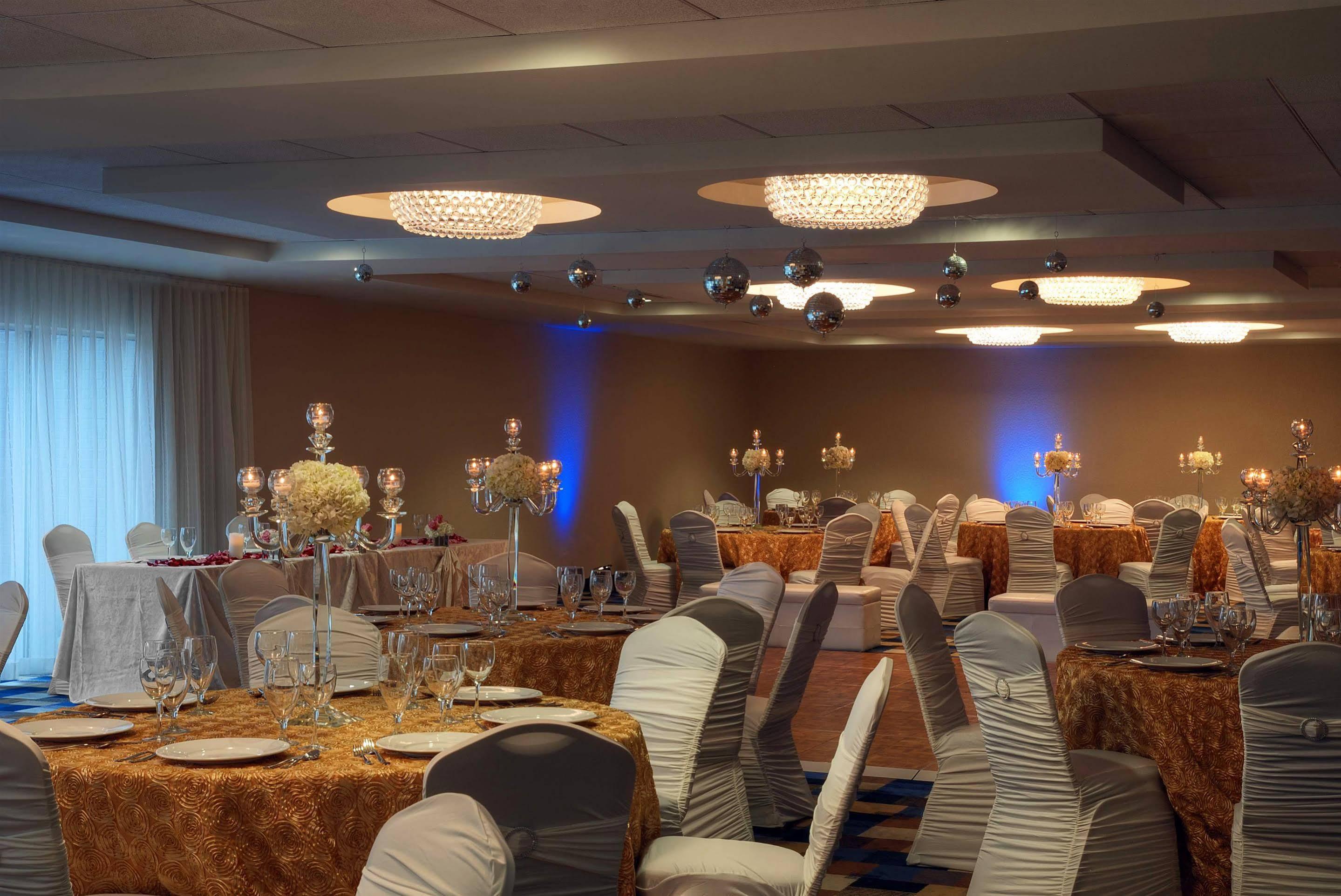 Four Points By Sheraton Tallahassee Downtown Экстерьер фото